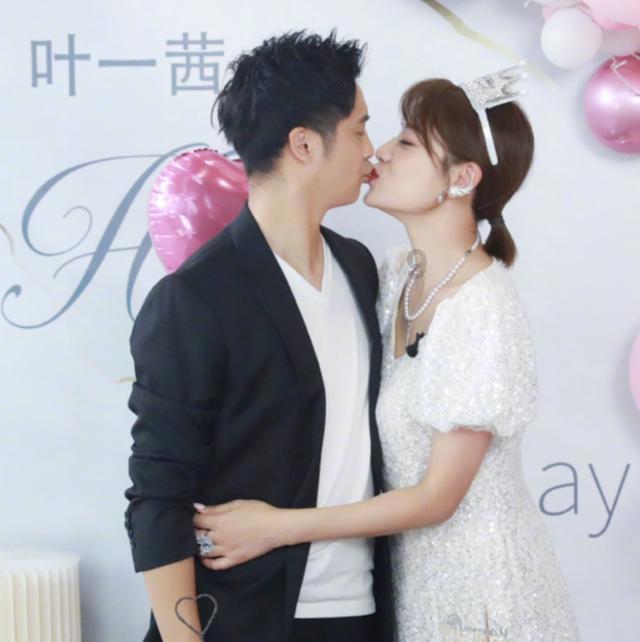 女生如何走出失恋的痛苦？为什么说下一个更乖？游戏画面
