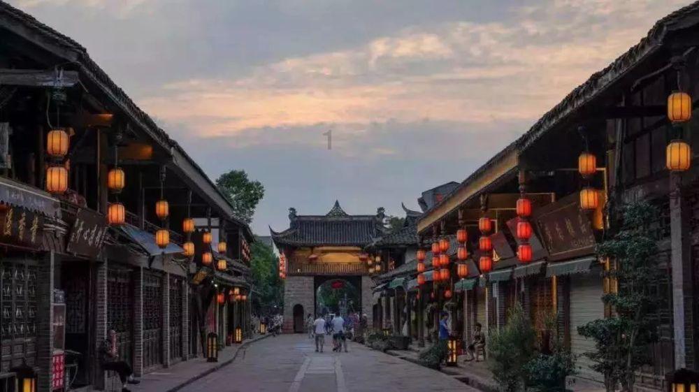 跳动的圆球